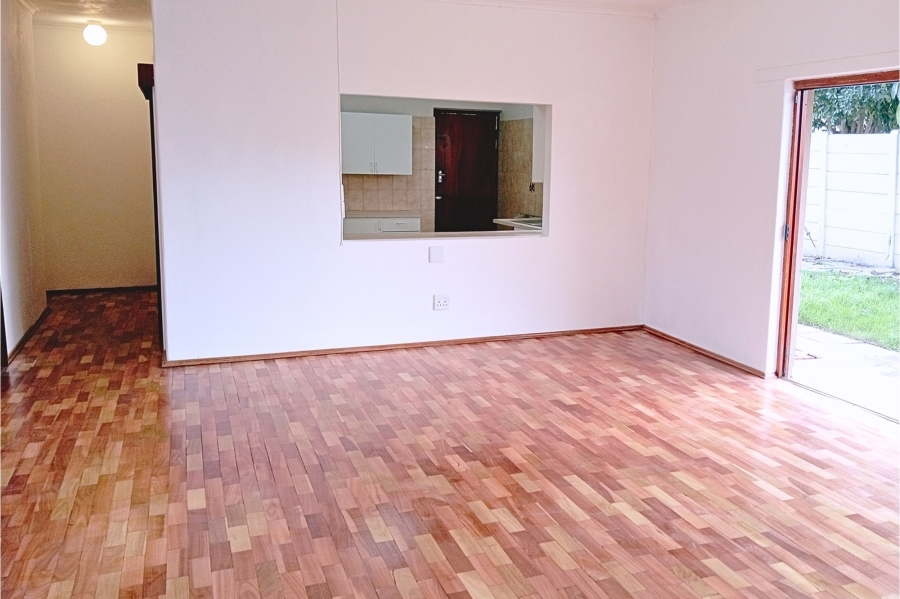 4 Bedroom Property for Sale in Chrismar Western Cape